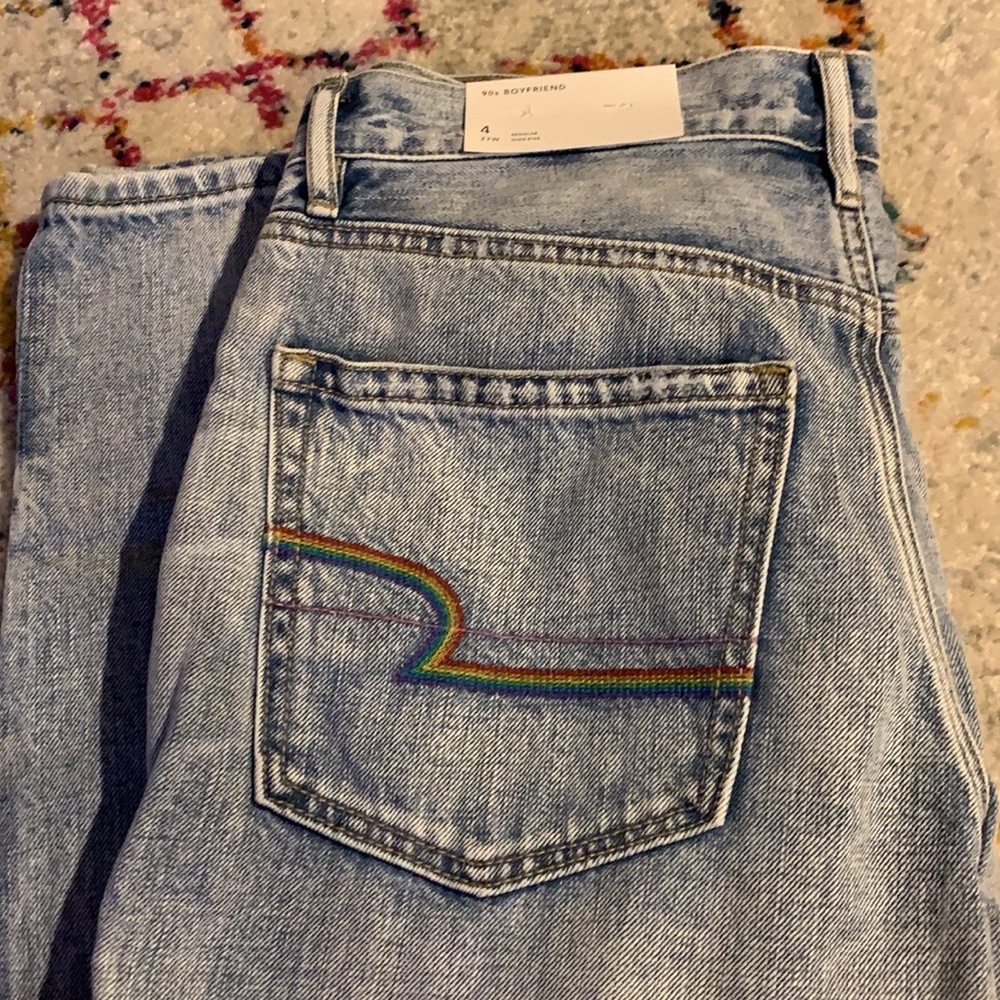 AE Pride 90’s Boyfriend Jeans • Size 4